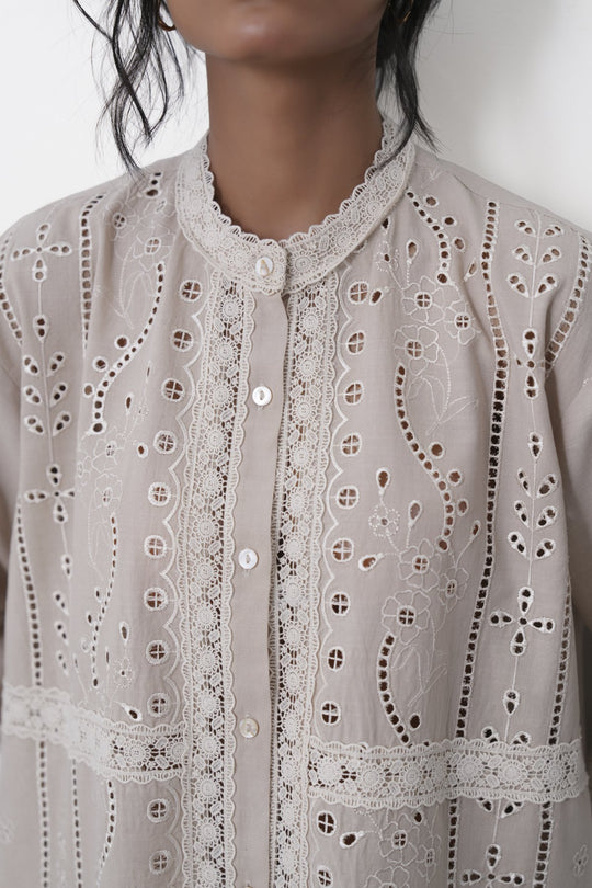 BEIGE FILIGREE LACE TUNIC