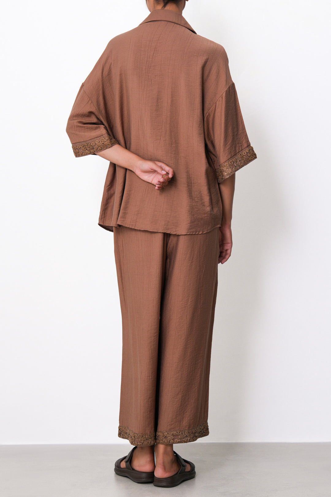 BROWN LACE TRIM BLOUSE