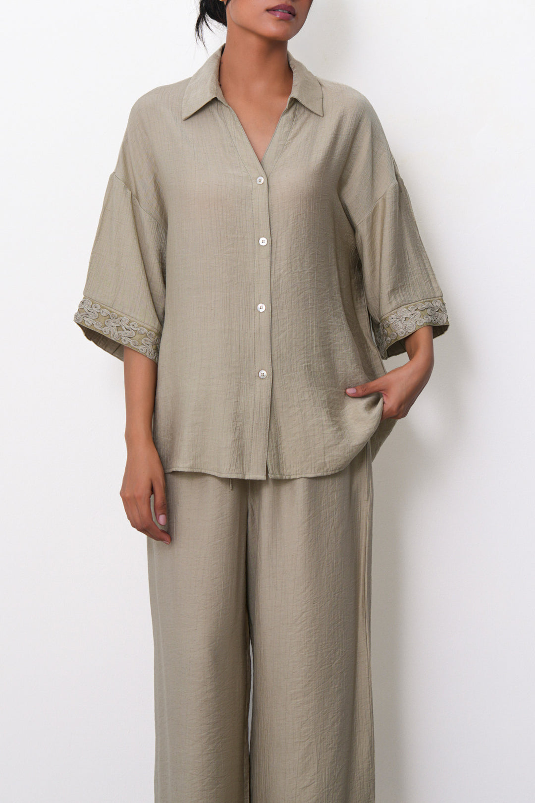 SAGE LACE TRIM BLOUSE