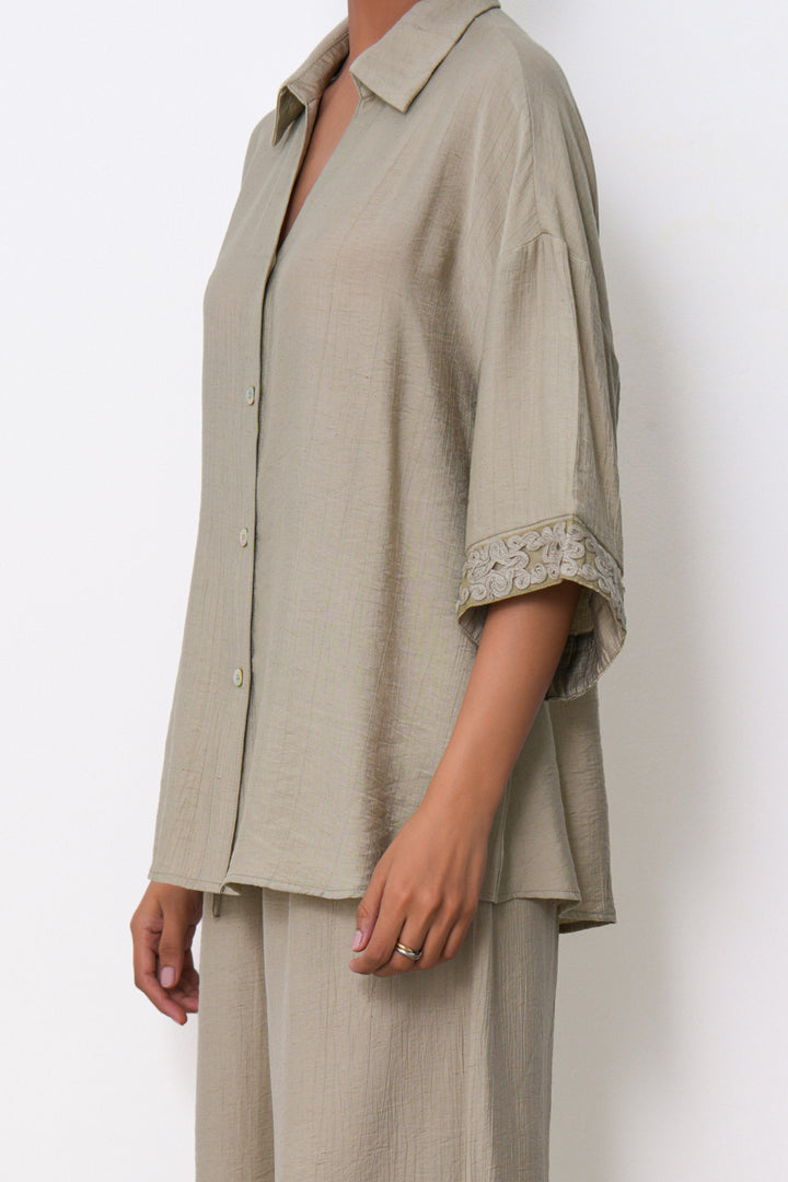 SAGE LACE TRIM BLOUSE