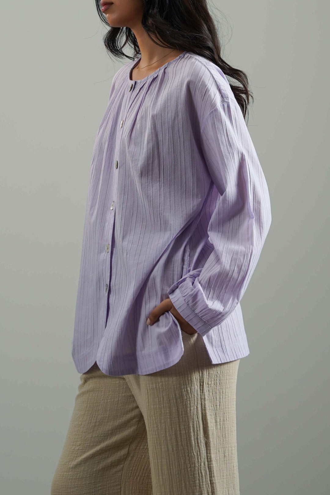 LILAC TEXTURED STRETCH BLOUSE