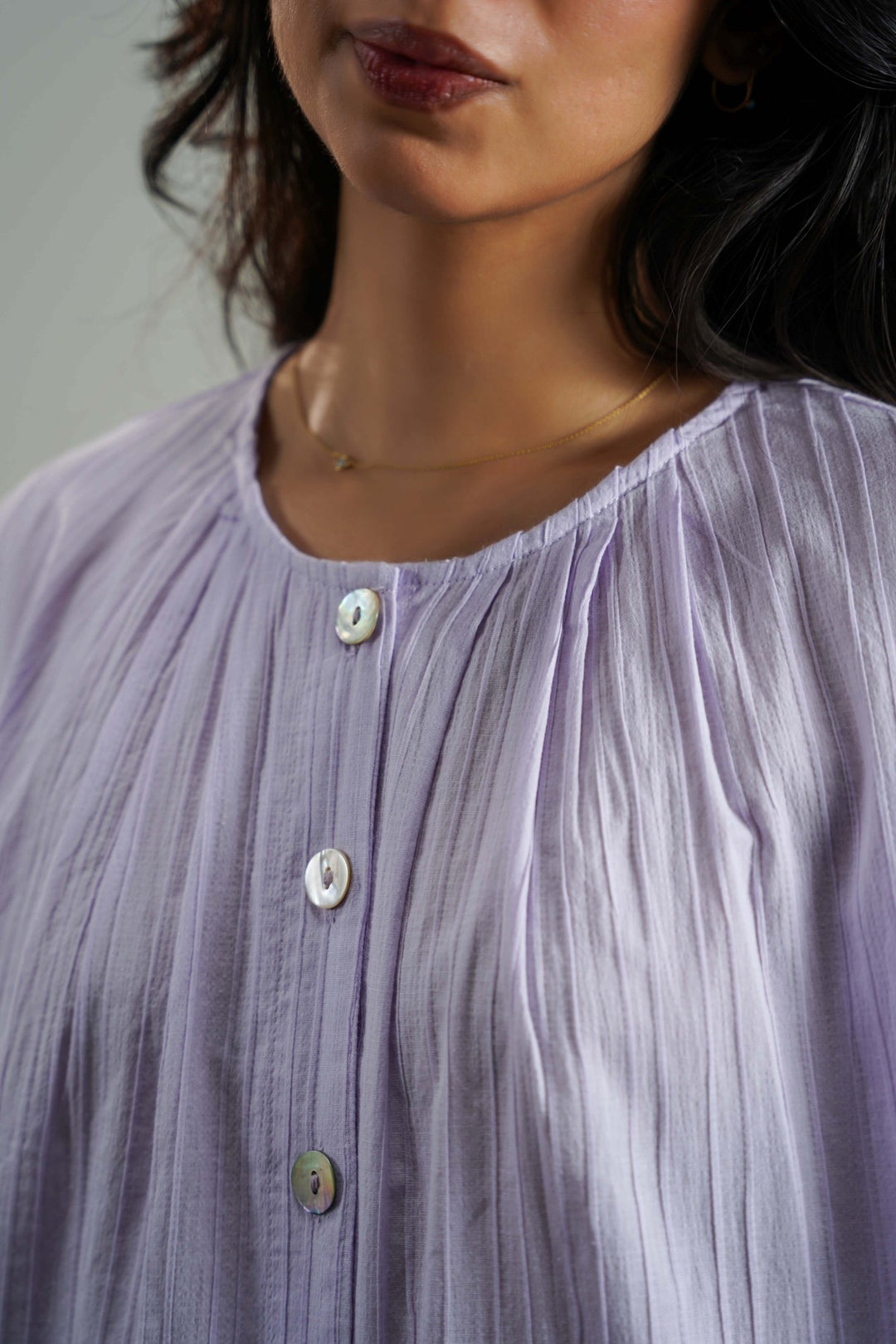 LILAC TEXTURED STRETCH BLOUSE