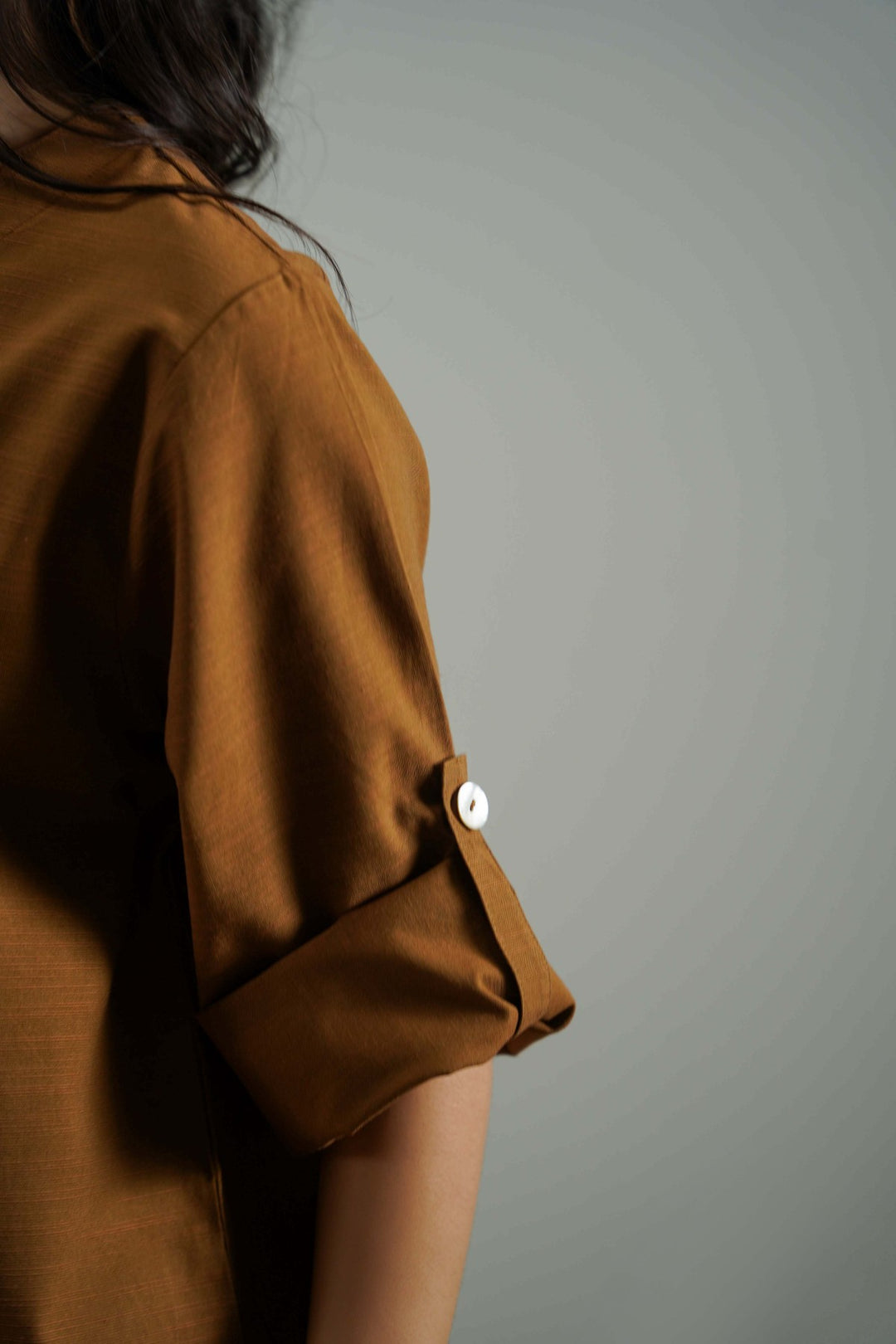 BROWN SOFT SLUB BLOUSE