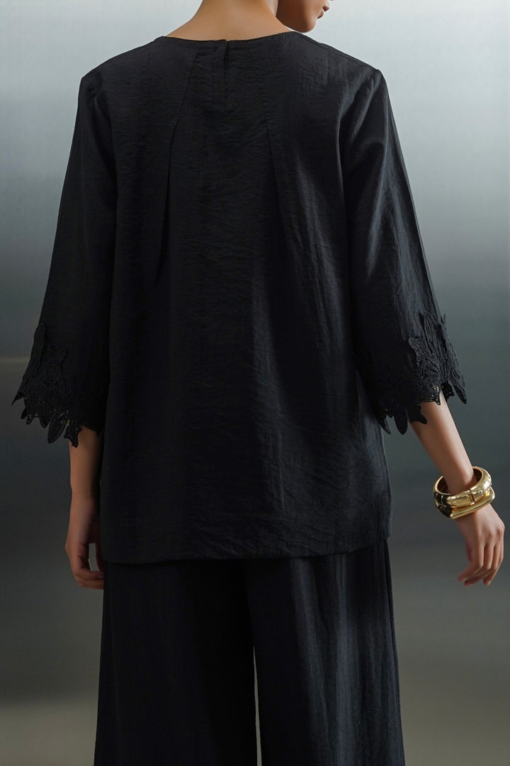 SOFT LACE SHIRT
