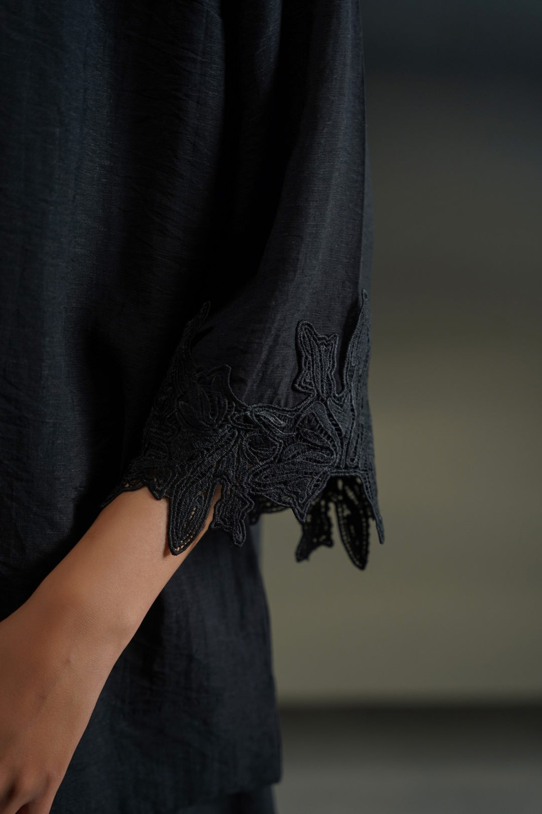 SOFT LACE SHIRT