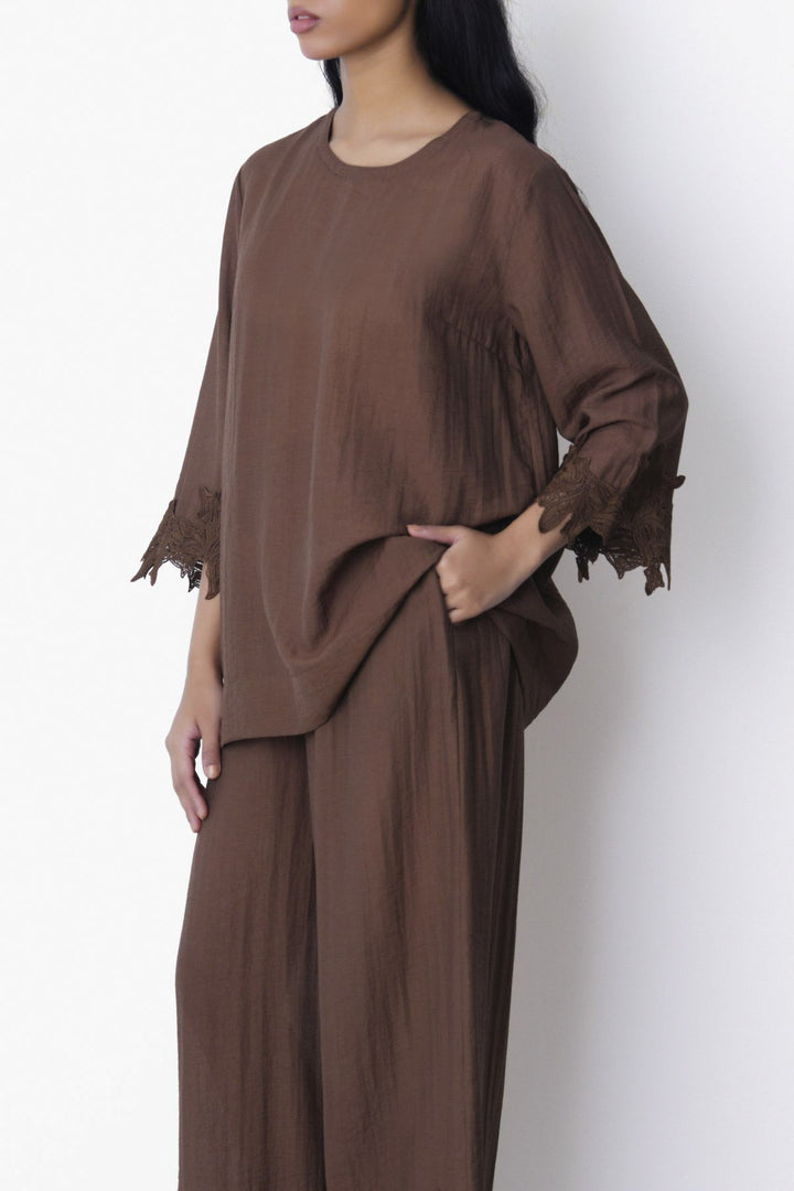 SOFT LACE SHIRT