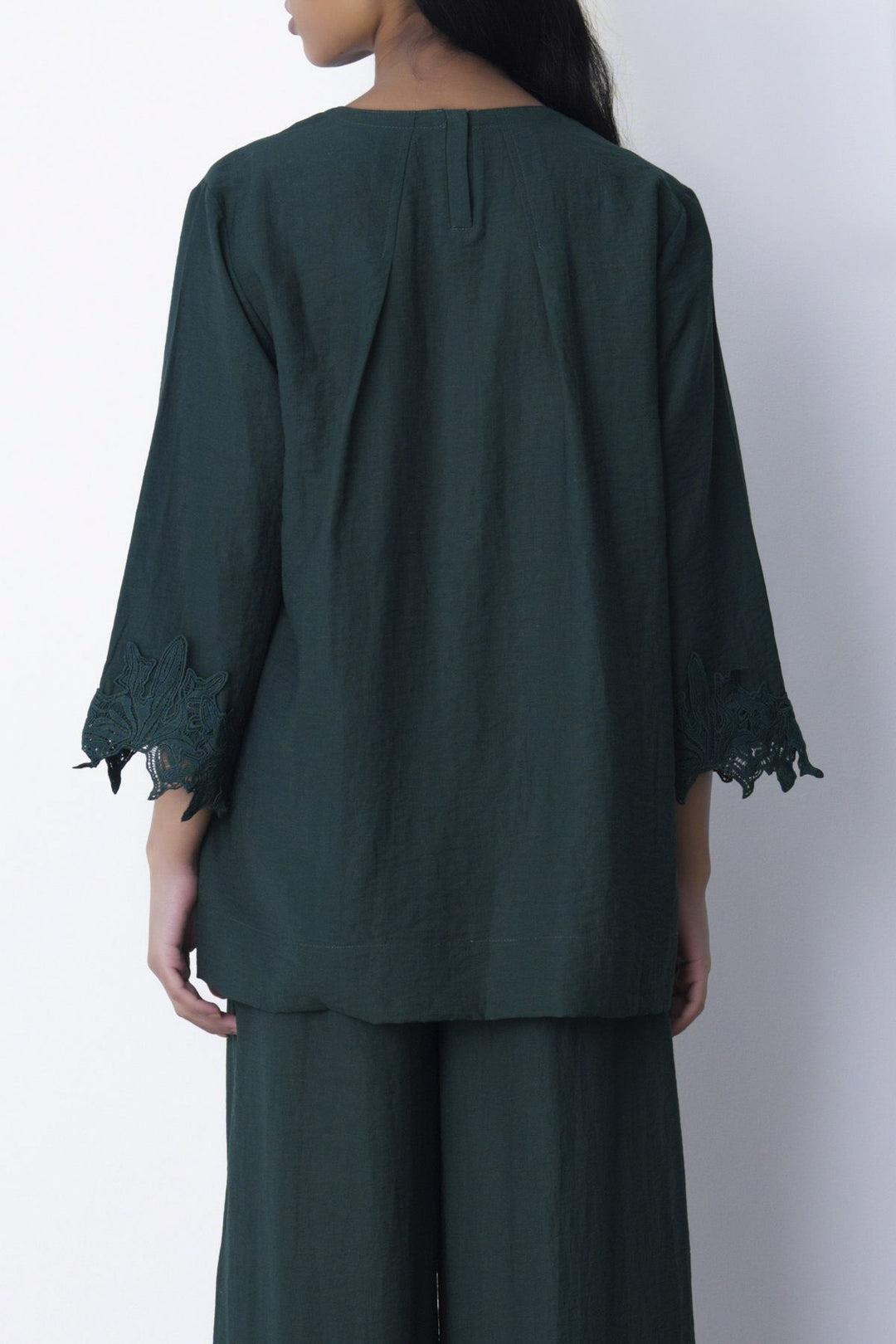 SOFT LACE SHIRT