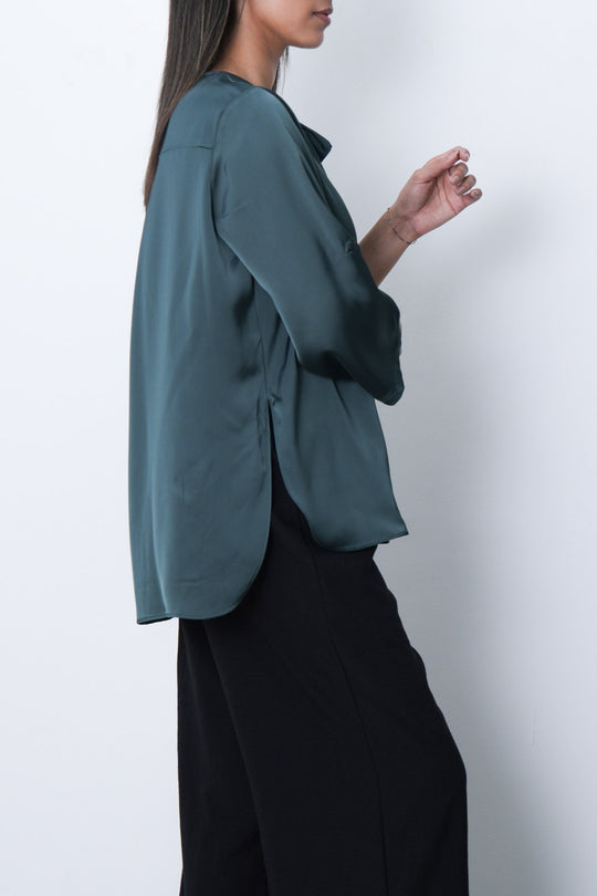 FEMME SILK BLOUSE