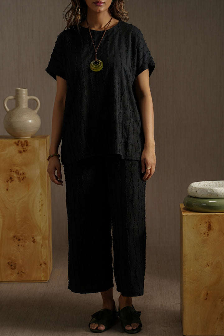 BLACK WILLOW KNIT TOP