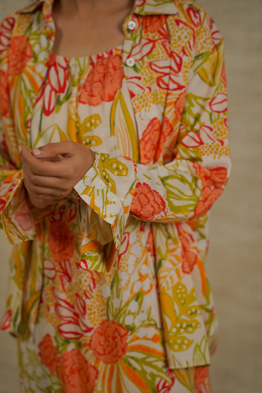 CORAL GARDENIA BUTTON DOWN