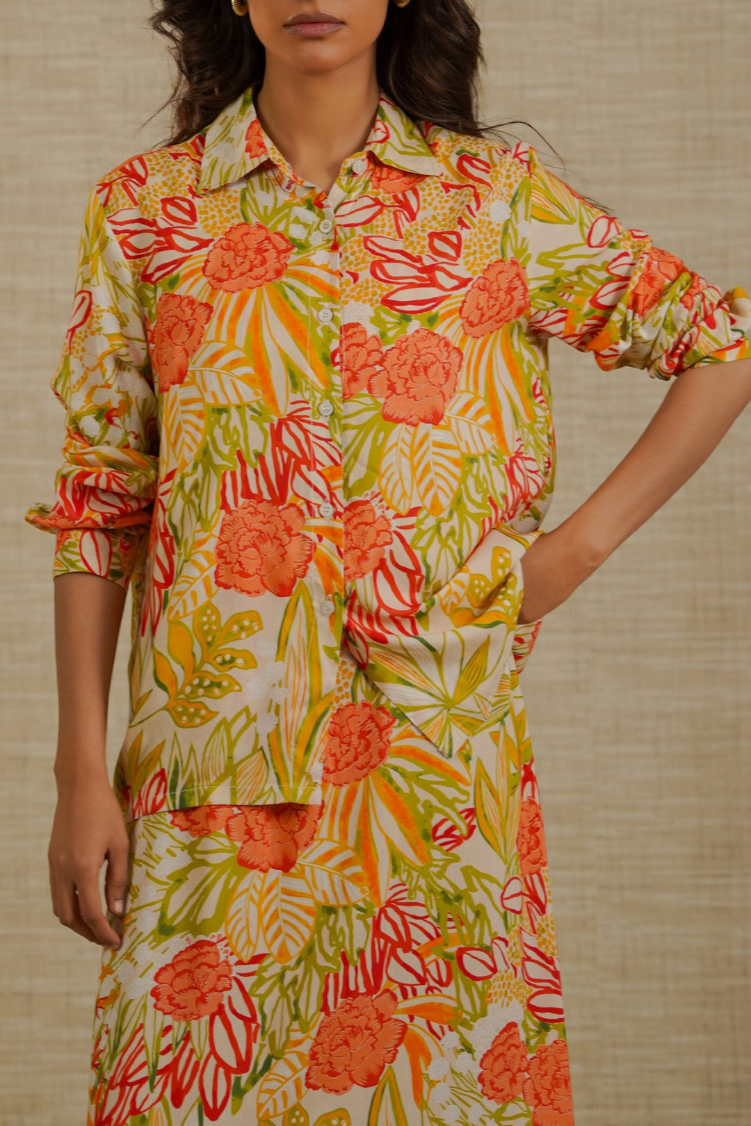 CORAL GARDENIA BUTTON DOWN