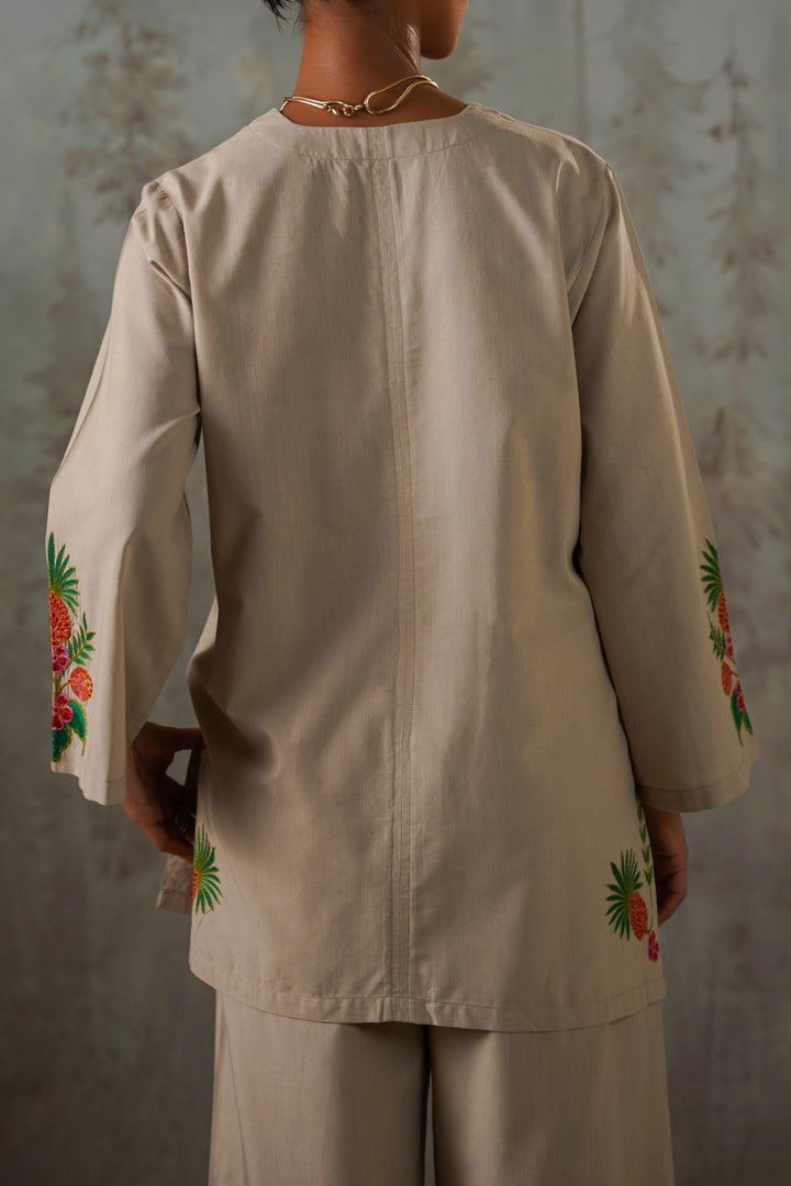 BEIGE TROPICAL ESCAPE BRODERIE SHIRT