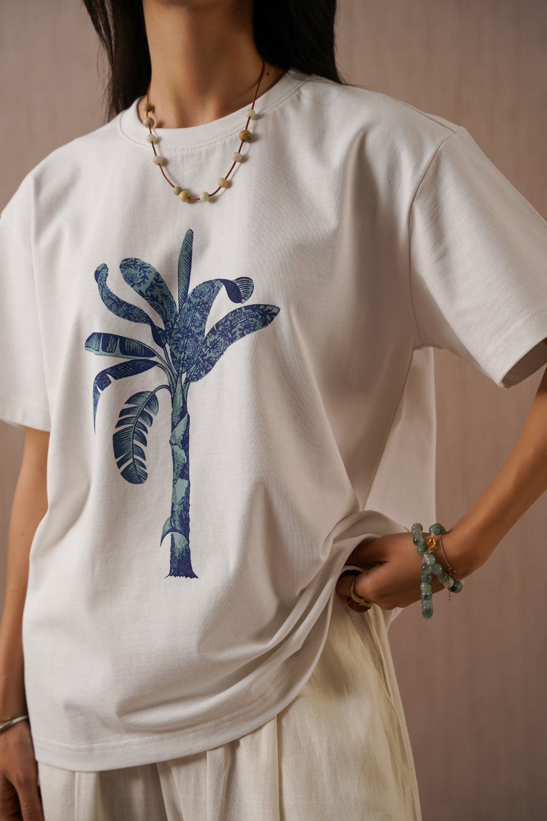 WHITE BLUE PALM TEE