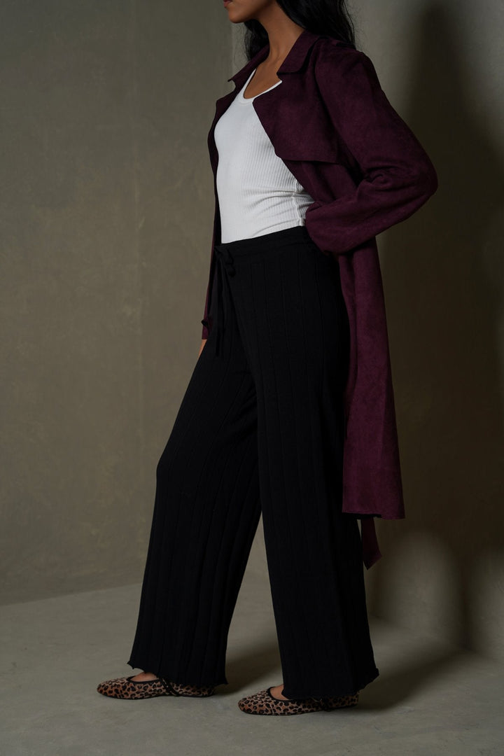 BLACK RIB-KNIT STRAIGHT PANTS