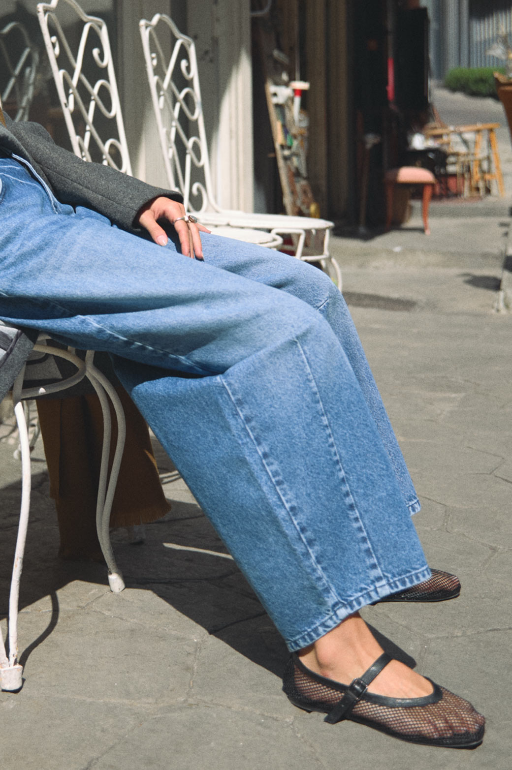 LIGHT BLUE ICON BARREL JEANS