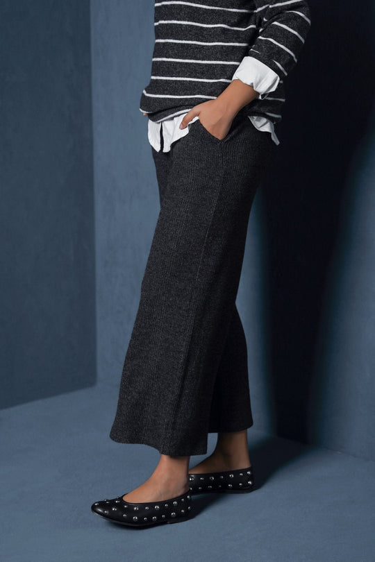 DARK GREY RIBBED TROUSERS