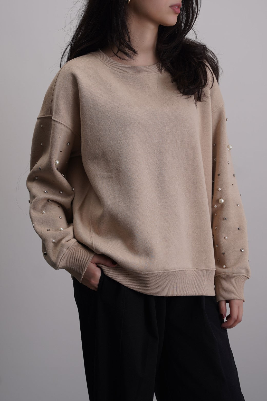 BEIGE DIAMANTE SPRAY SWEATSHIRT