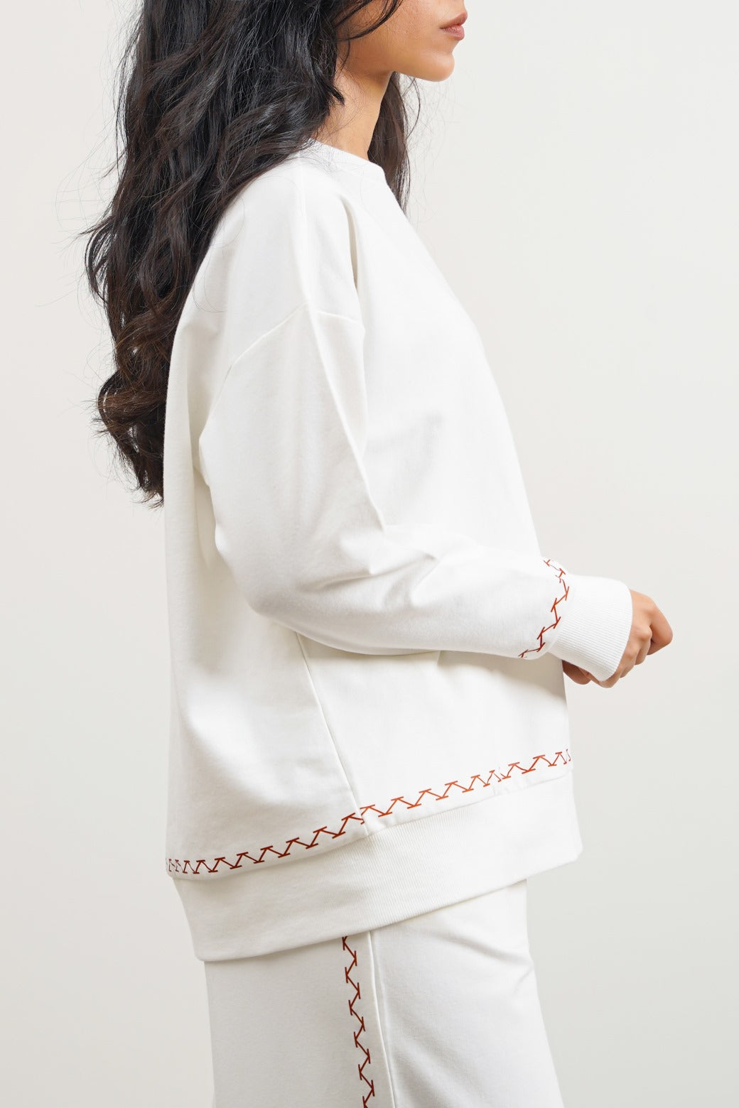 WHITE PRINTED SWEATSHIRT