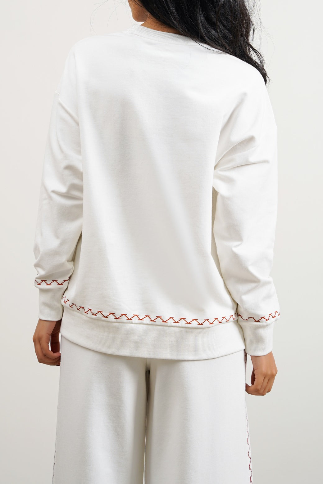 WHITE PRINTED SWEATSHIRT