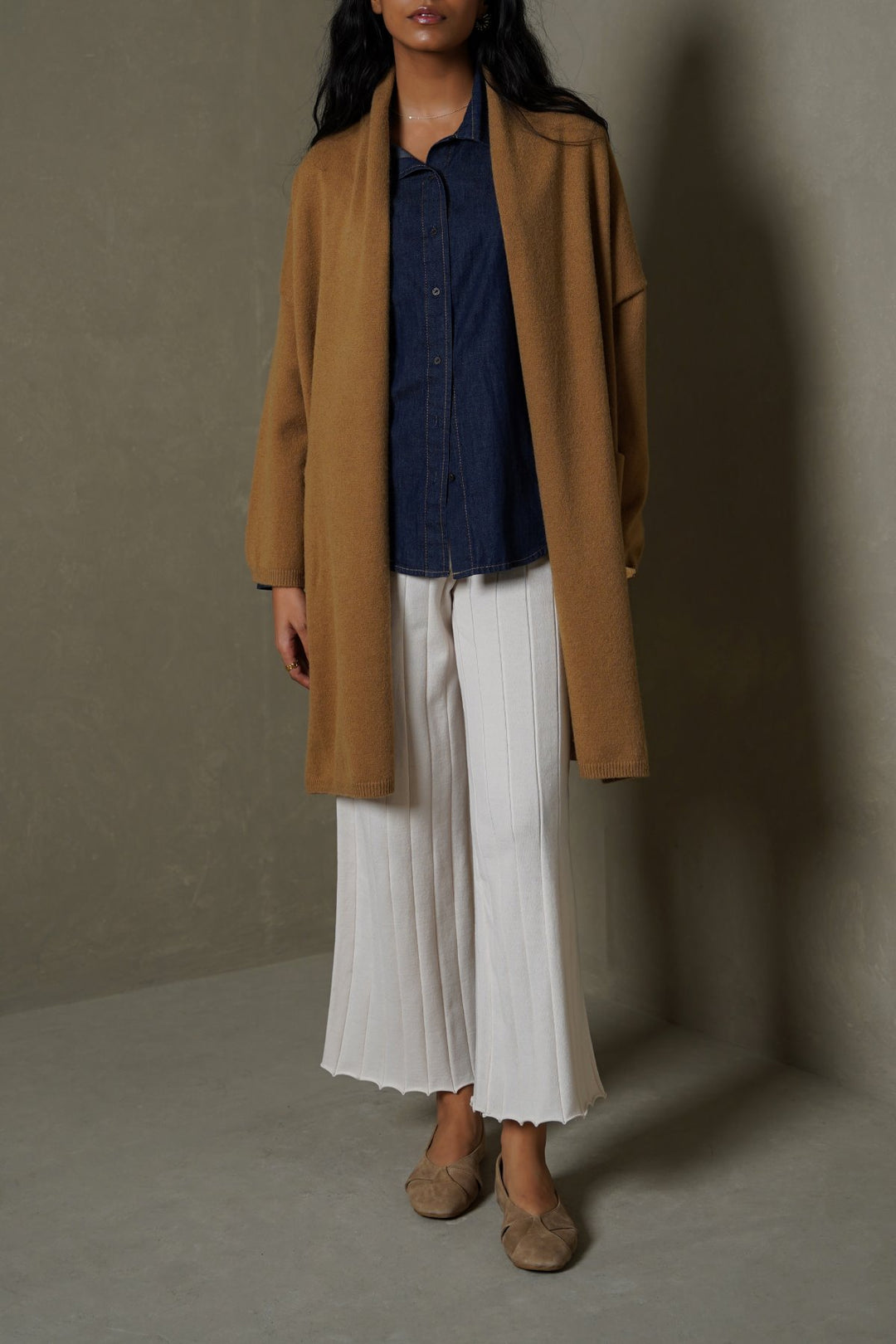 KHAKI THE MOM CARDIGAN