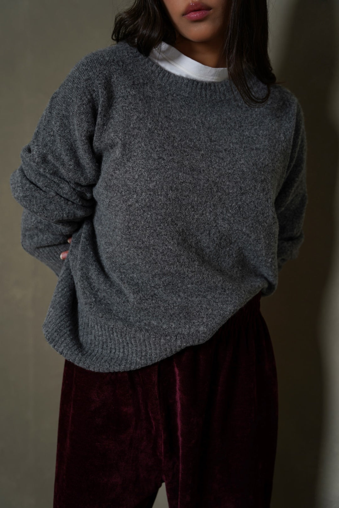 FINE KNIT SWEATER