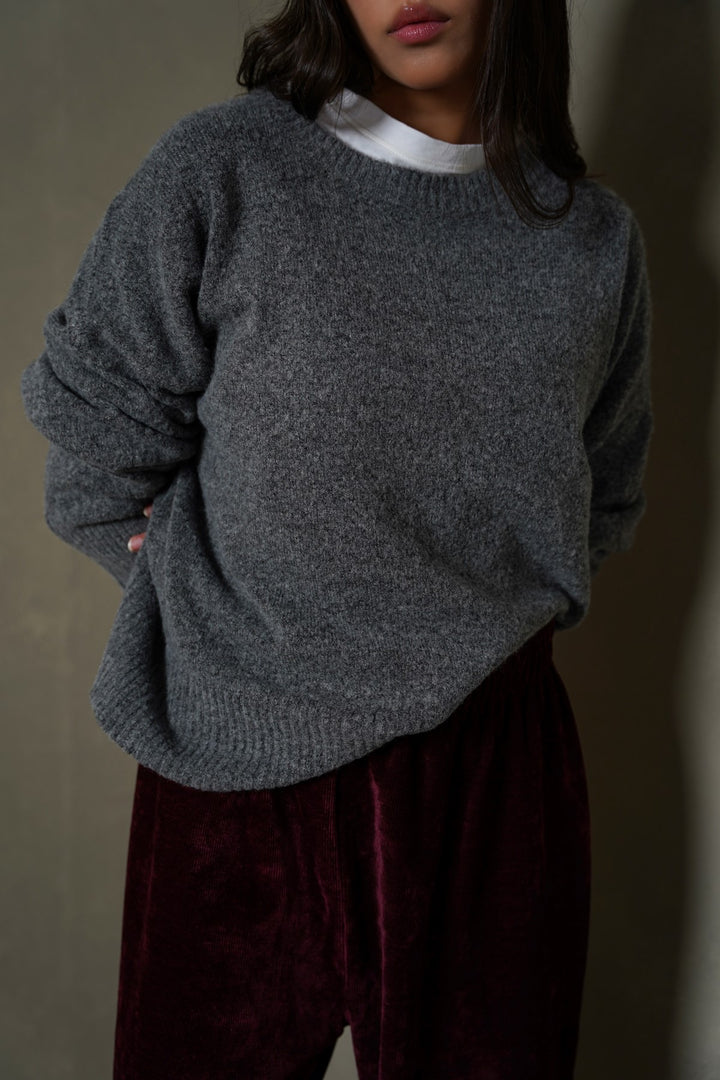 FINE KNIT SWEATER