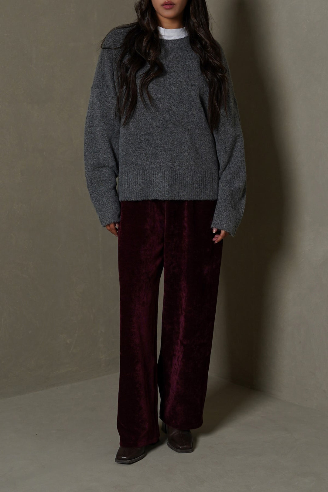 FINE KNIT SWEATER