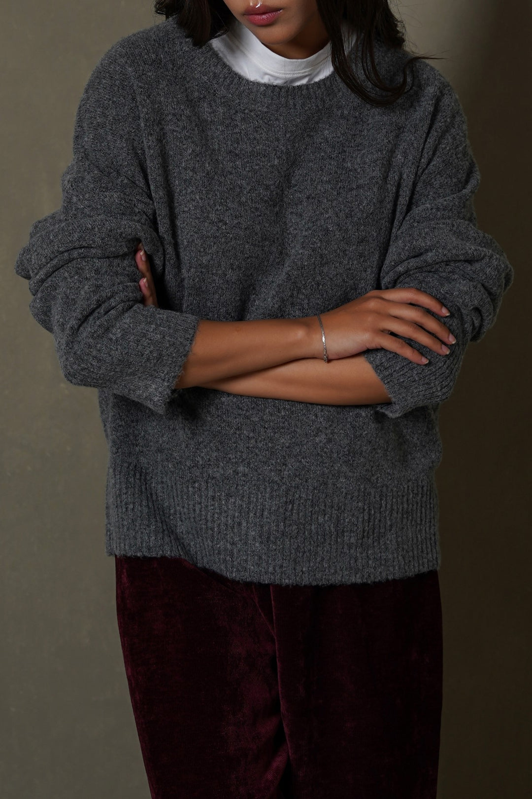 FINE KNIT SWEATER