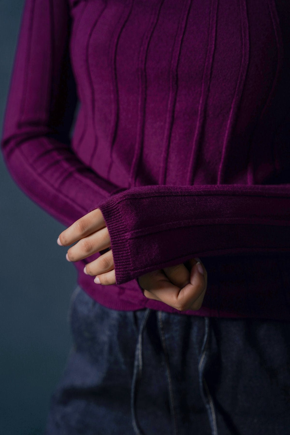MAROON RIBBED BODYCON SWEATER
