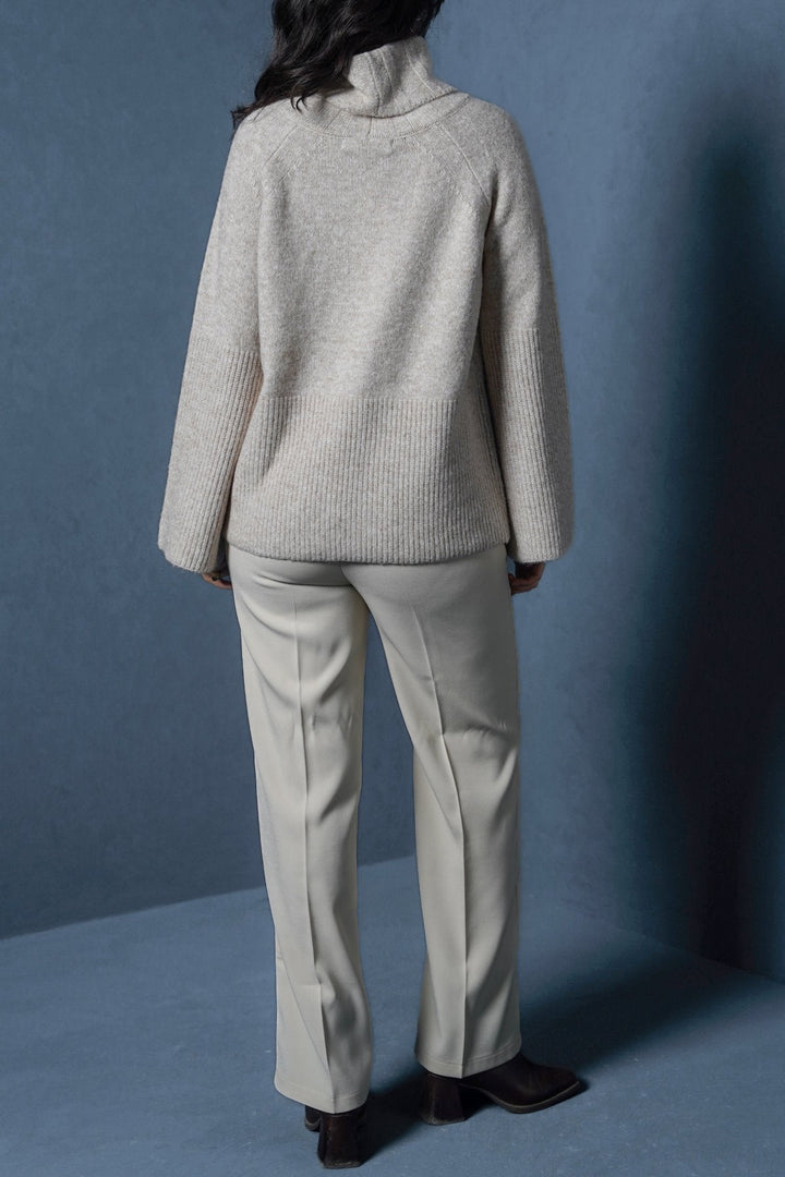 CREAM MOROCCO RIB SLEEVE SWEATER