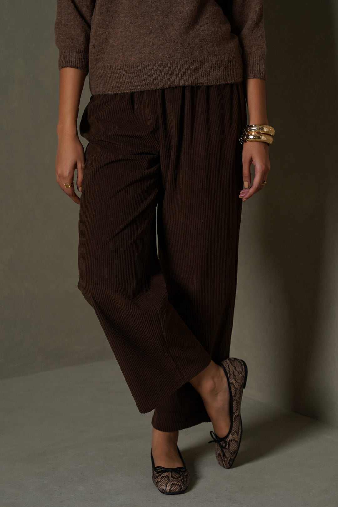 BROWN VELVET EARTH TROUSERS