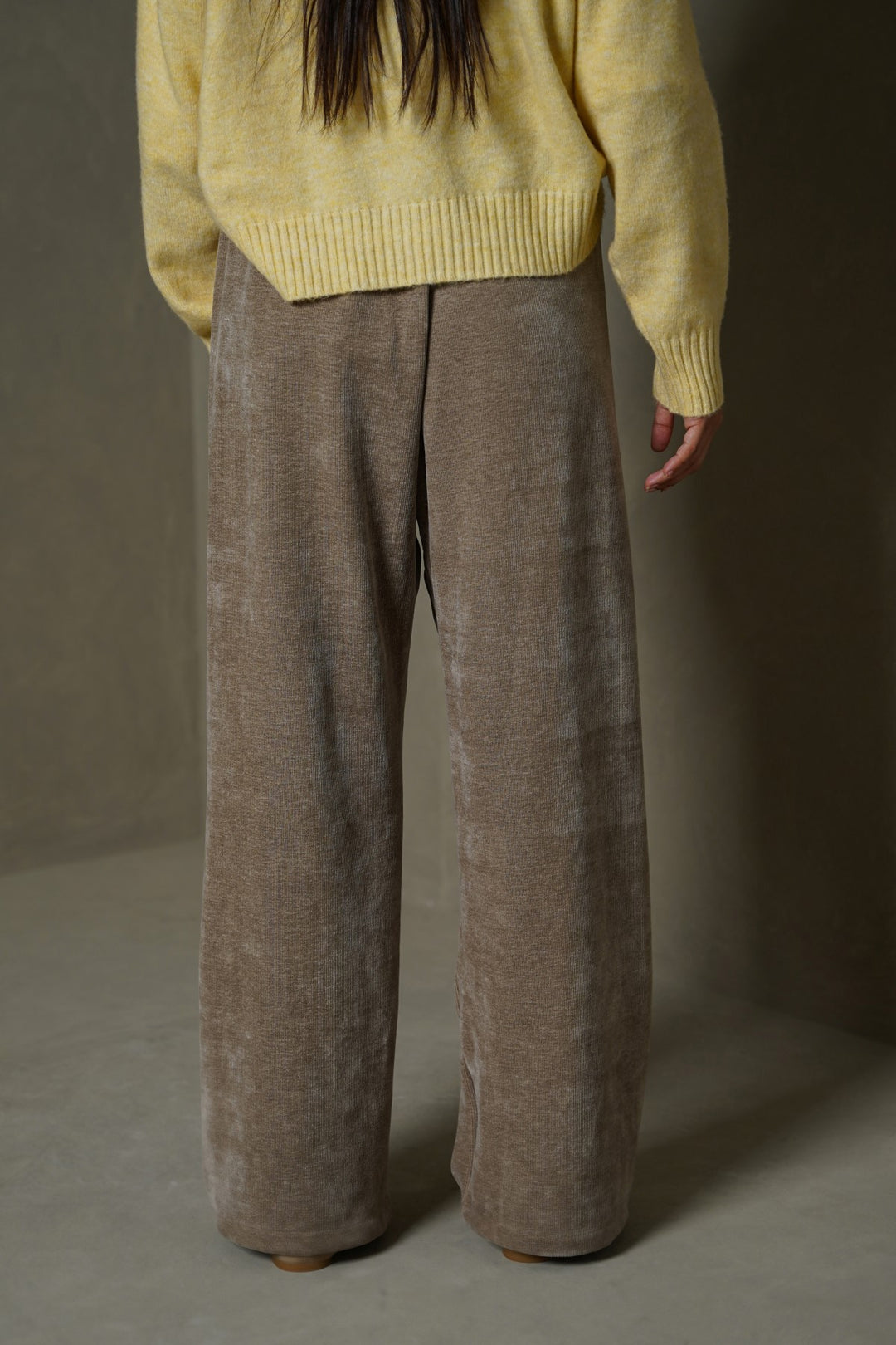 SAND VELVET EARTH TROUSERS