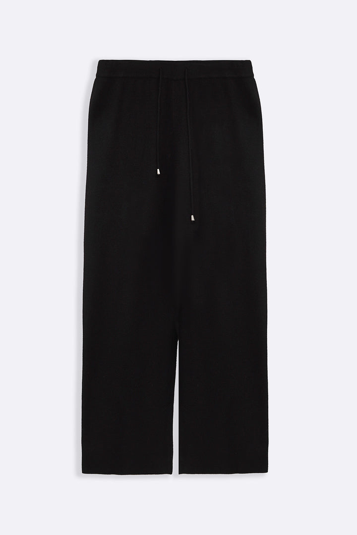 BLACK BUTTON KNIT PANTS