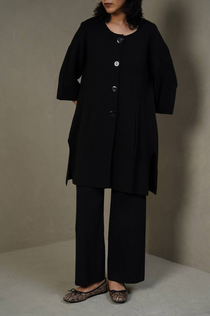 BLACK BUTTON KNIT PANTS