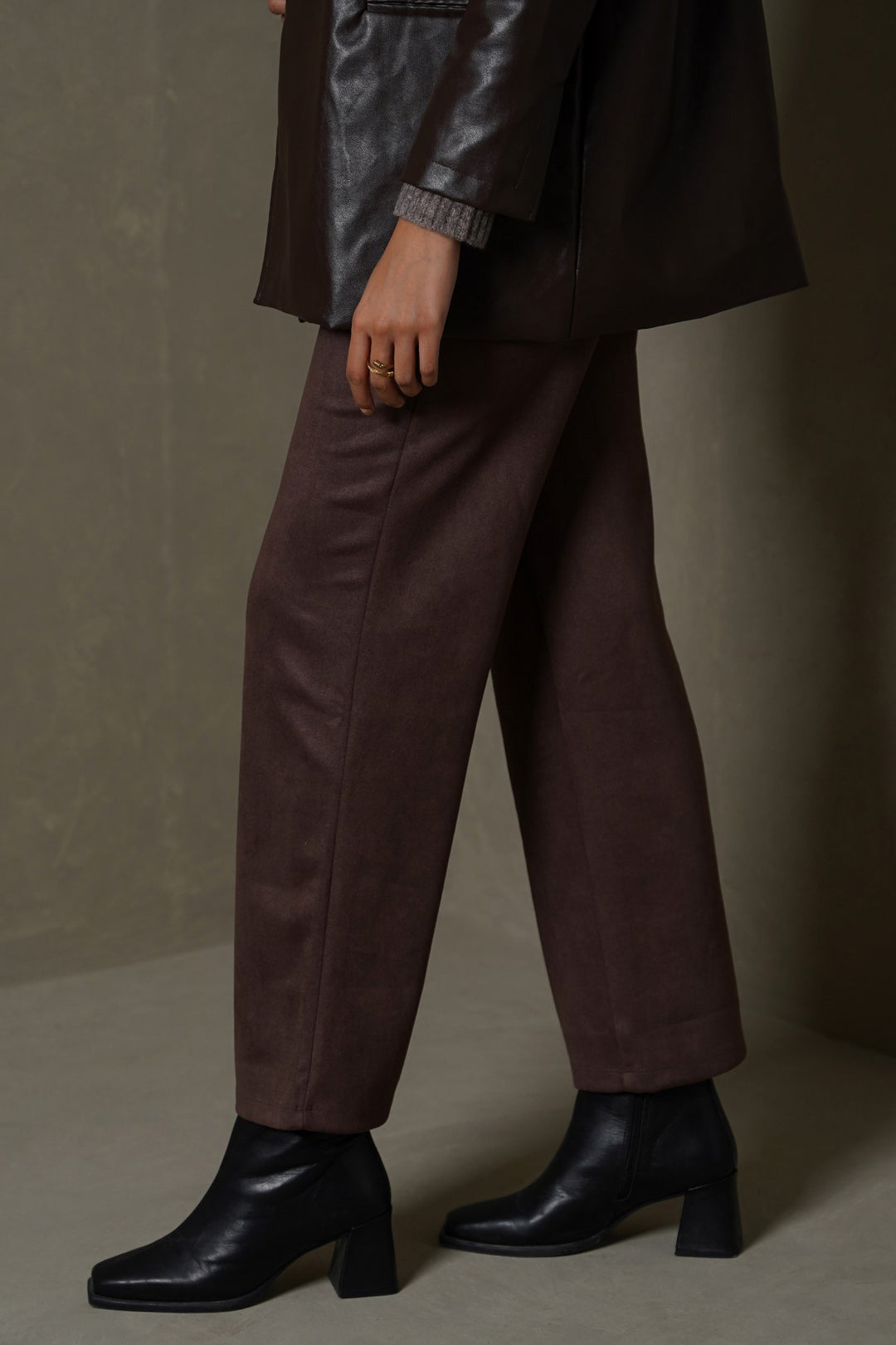 BROWN SUEDE EASY PANTS