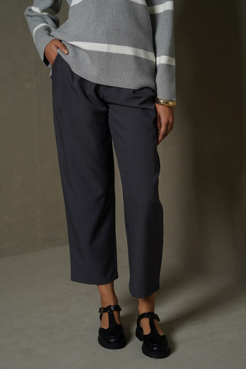GREY CLASSIC DART PANTS