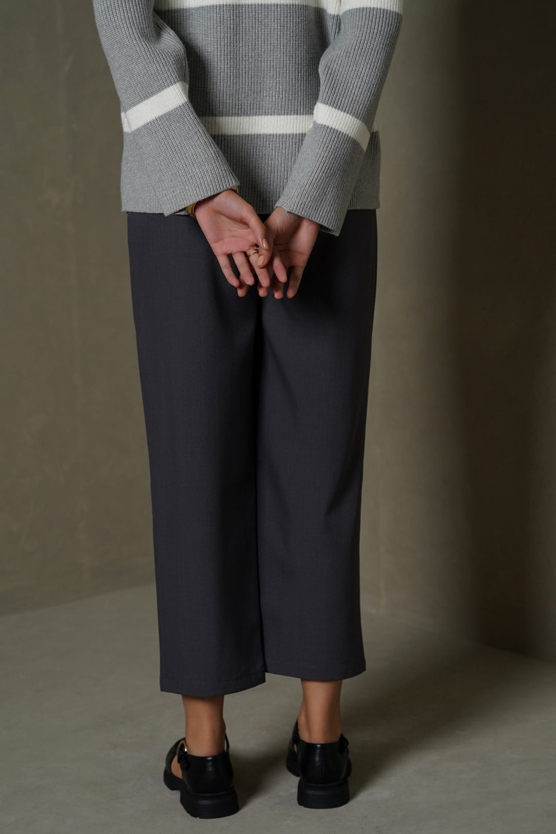 GREY CLASSIC DART PANTS
