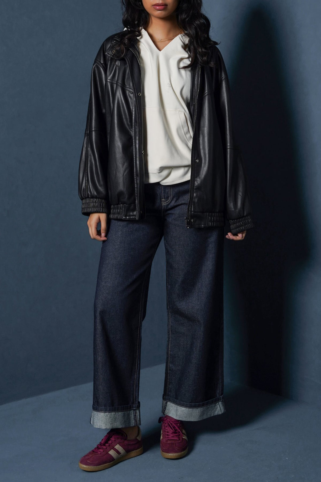 DARK BLUE ROLL UP WIDE JEANS