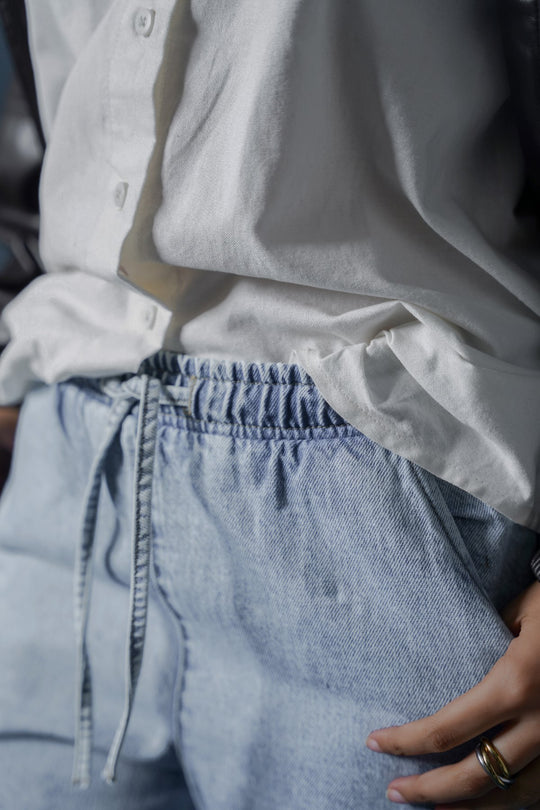 LIGHT BLUE EASY WIDE LEG JEANS