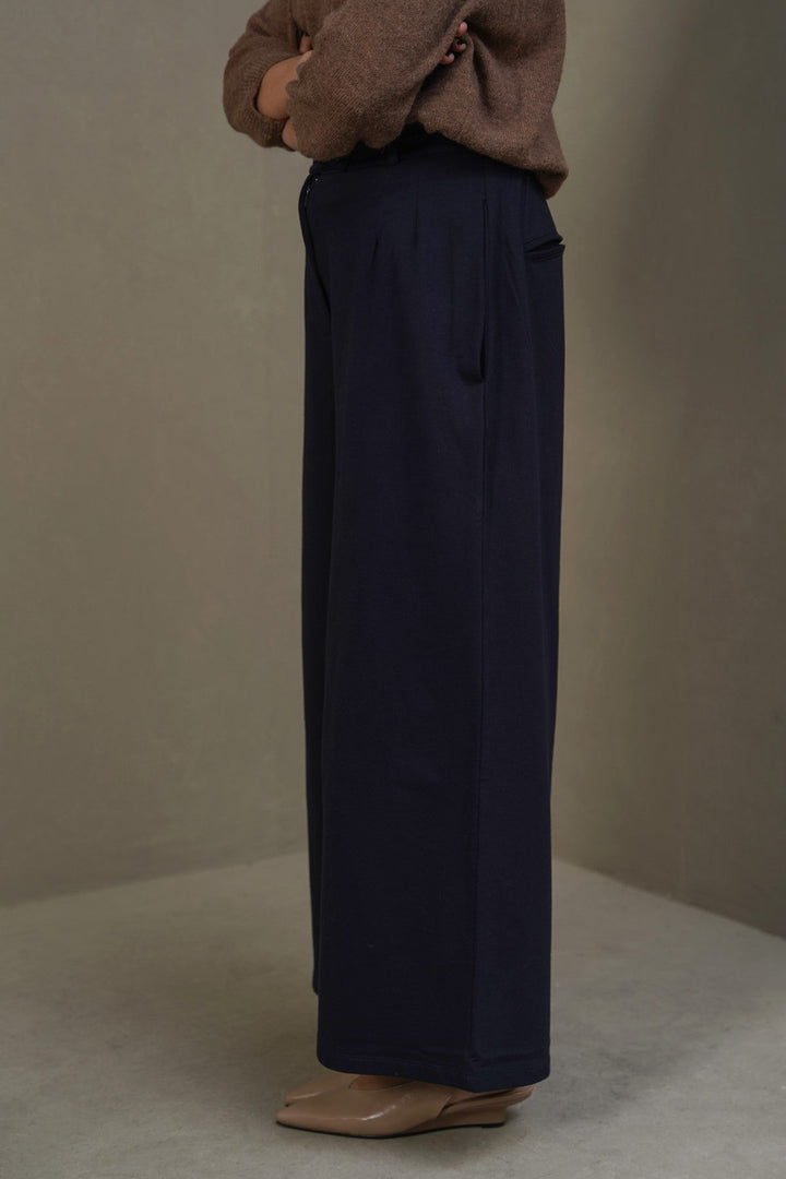 BLUE STRAIGHT LEG PANTS