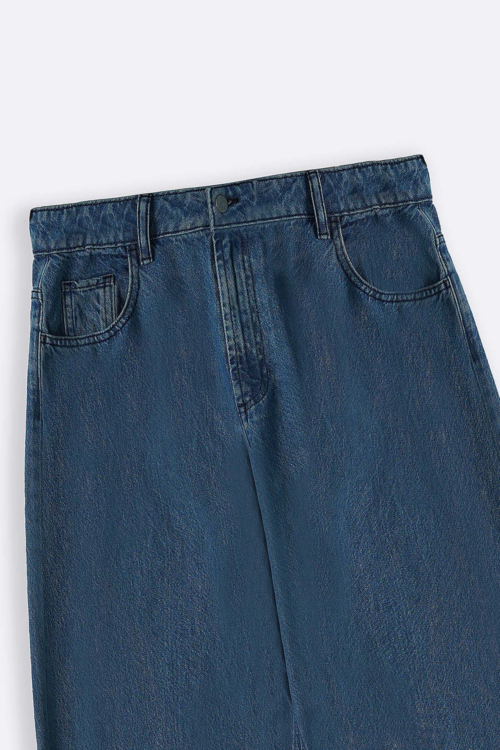 MID BLUE BASIC BARREL JEANS