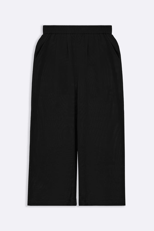 BLACK CROPPED PANTS