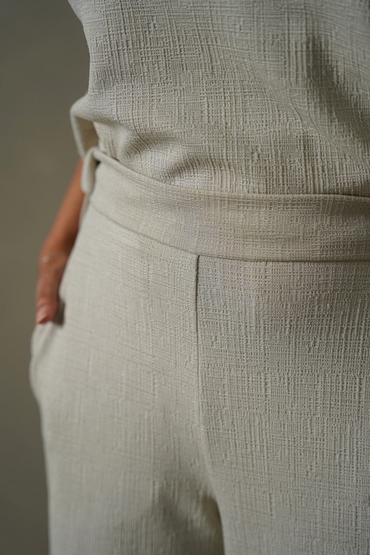 TEXTURED PANTS