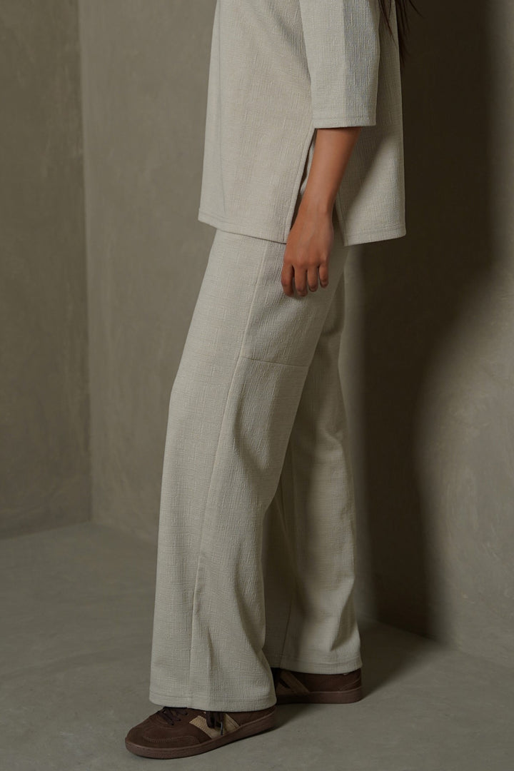 TEXTURED PANTS