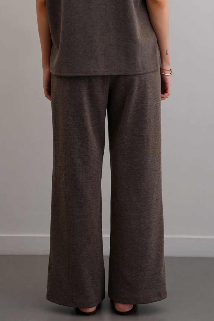 BROWN LIVE IN PANTS