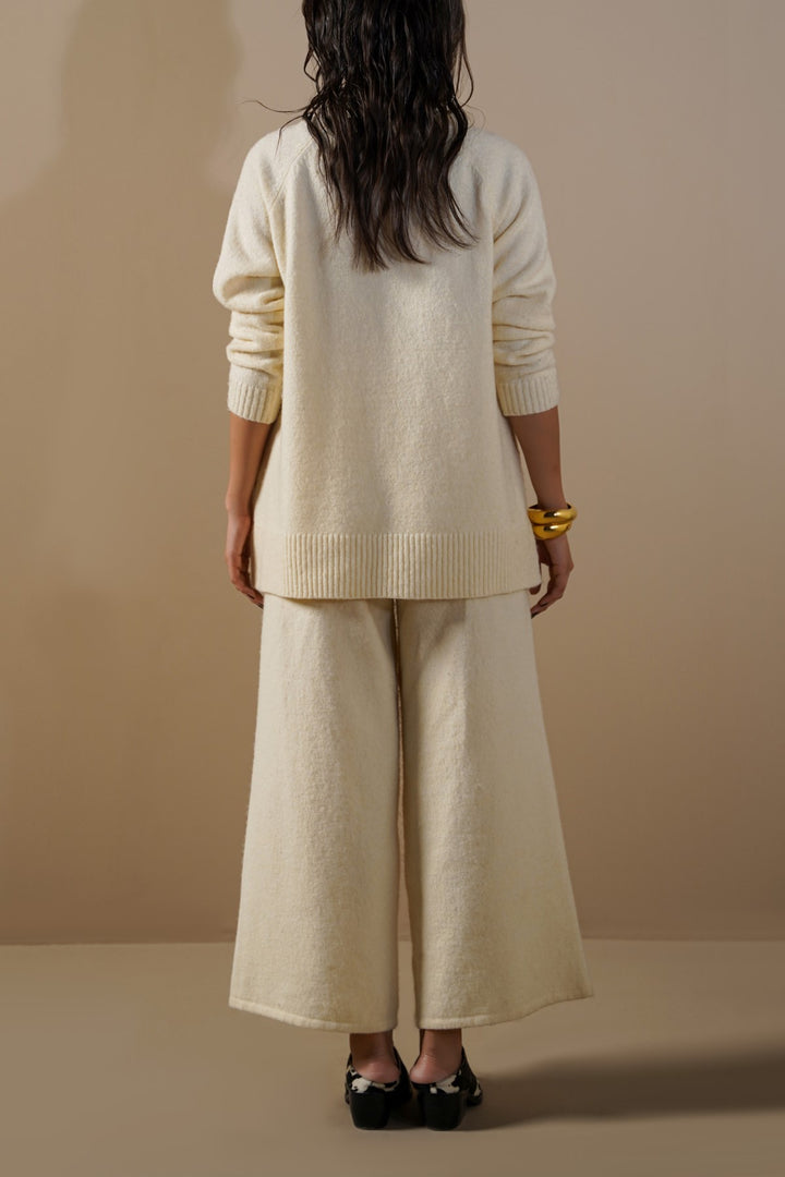CREAM LOUNGE PANTS