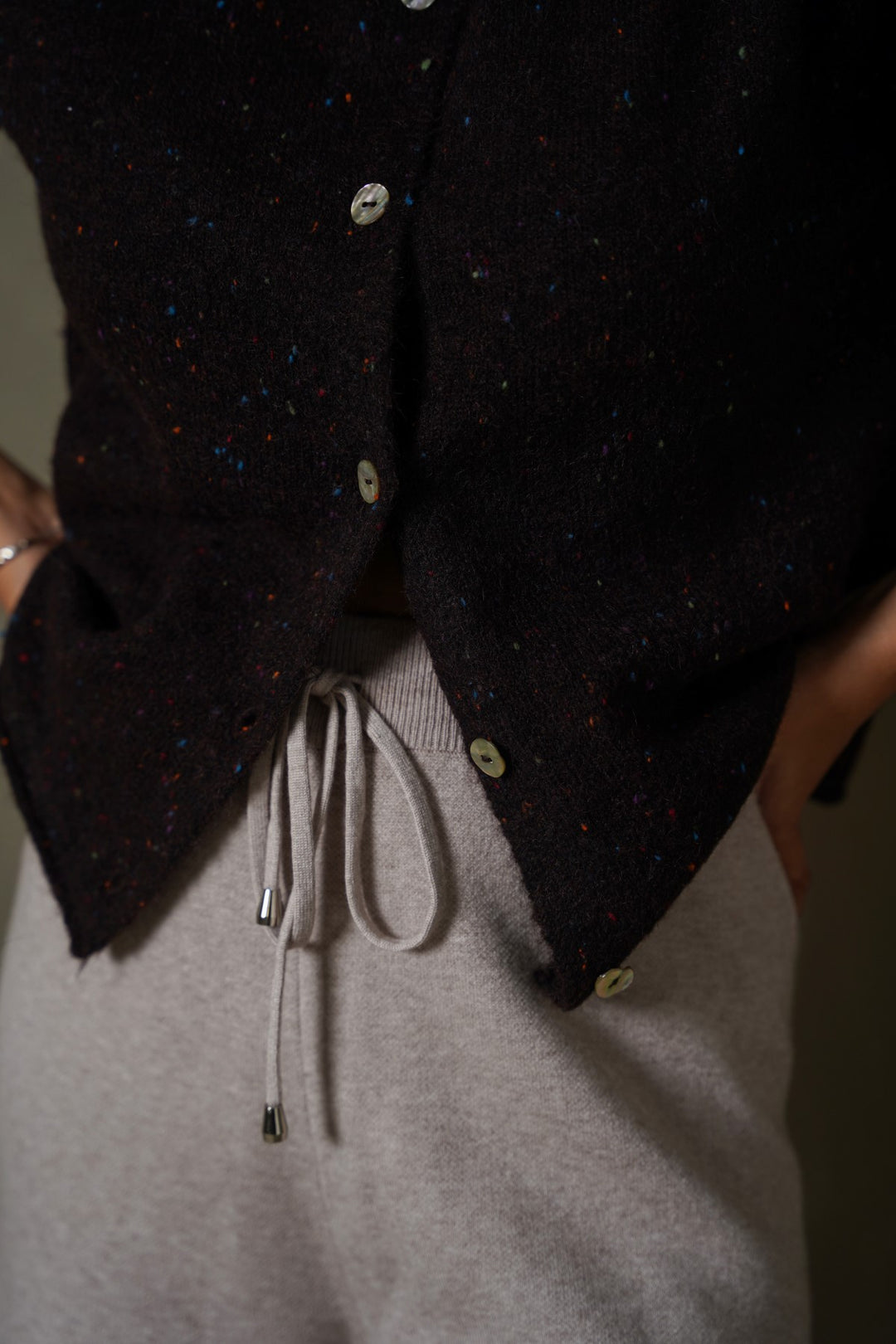 BEIGE WEEKEND LOUNGE PANTS