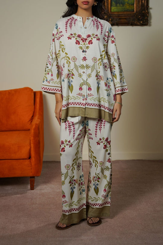 CREAM SPRING HEARTS PANTS