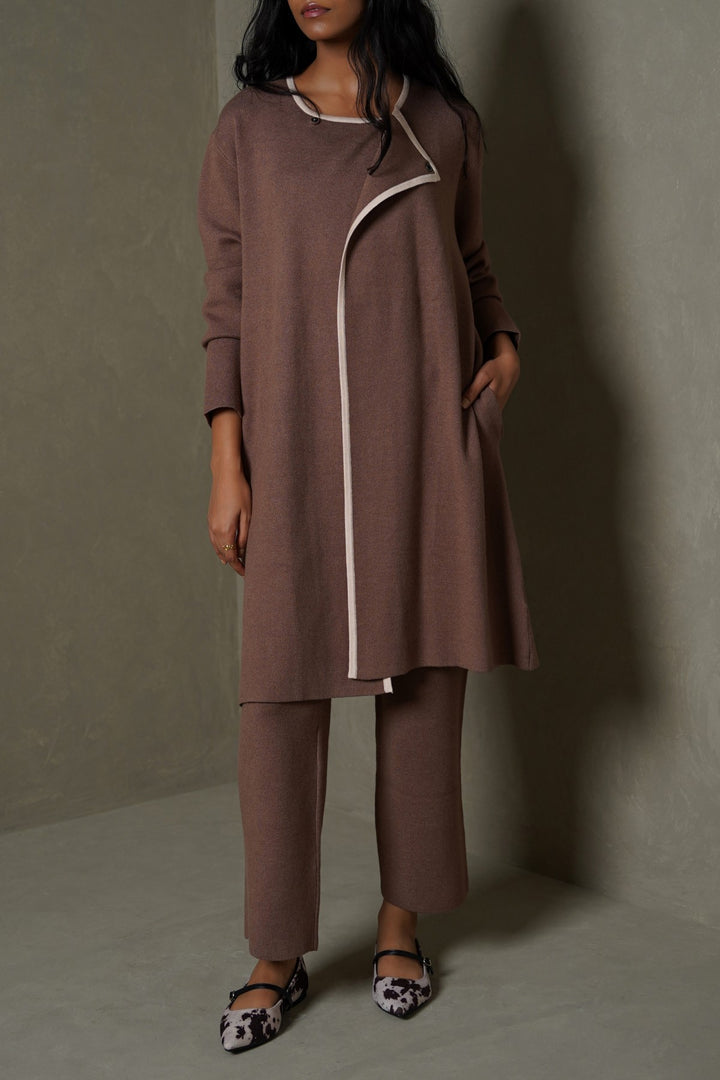 KHAKI DUNE CAPE SWEATER