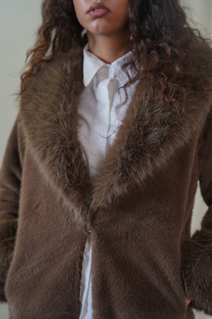COFFEE MOB WIFE FUR COAT